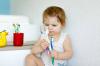 Bir çocuk için diş fırçası ve diş macunu seçimi: diş hekimi tavsiyesi