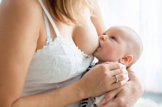 emzirme annelerinden süt Sızıntı: 5 çözümler sorununa