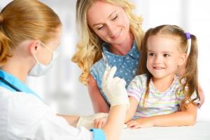 Yeniden aşılama: aşı olmak neden olup olmadığı ve engelli çocukların