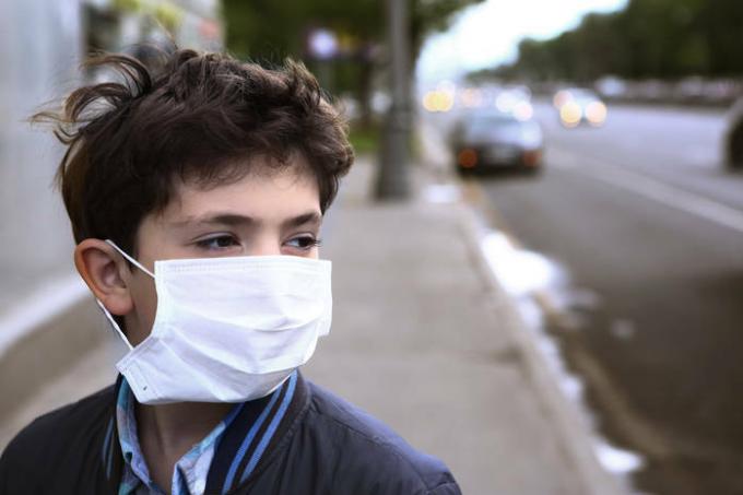 Ukrayna Sağlık Bakanı bir çocuğa okula vermek için günde kaç maskeye ihtiyacınız olduğunu söyledi