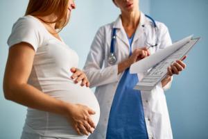 Hamilelik sırasında idrarda protein: nedenleri, tedavisi ve korunma