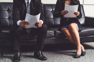Nasıl maaş hakkında işvereniniz ile konuşmak için: 5 Önemli Kurallar