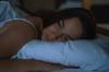 Yakі rahatsızlıkları hakkında uykusuzluktan pis uykudan bahsetmek