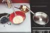 Çilek tarifi adım adım kokulu krep: 10 dakikada nasıl pişirilir