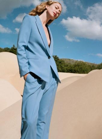 Zara Suit. ceket 9999 ruble, 5999 ruble pantolon